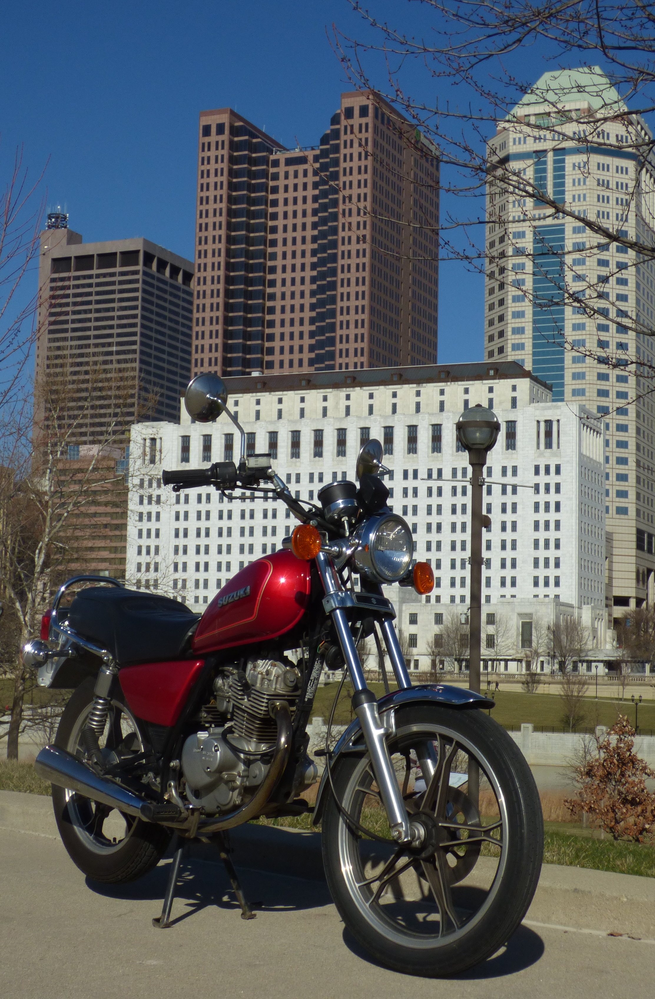 How I'm having a disproportionate amount of fun on an old, slow motorcycle  – The Ride So Far